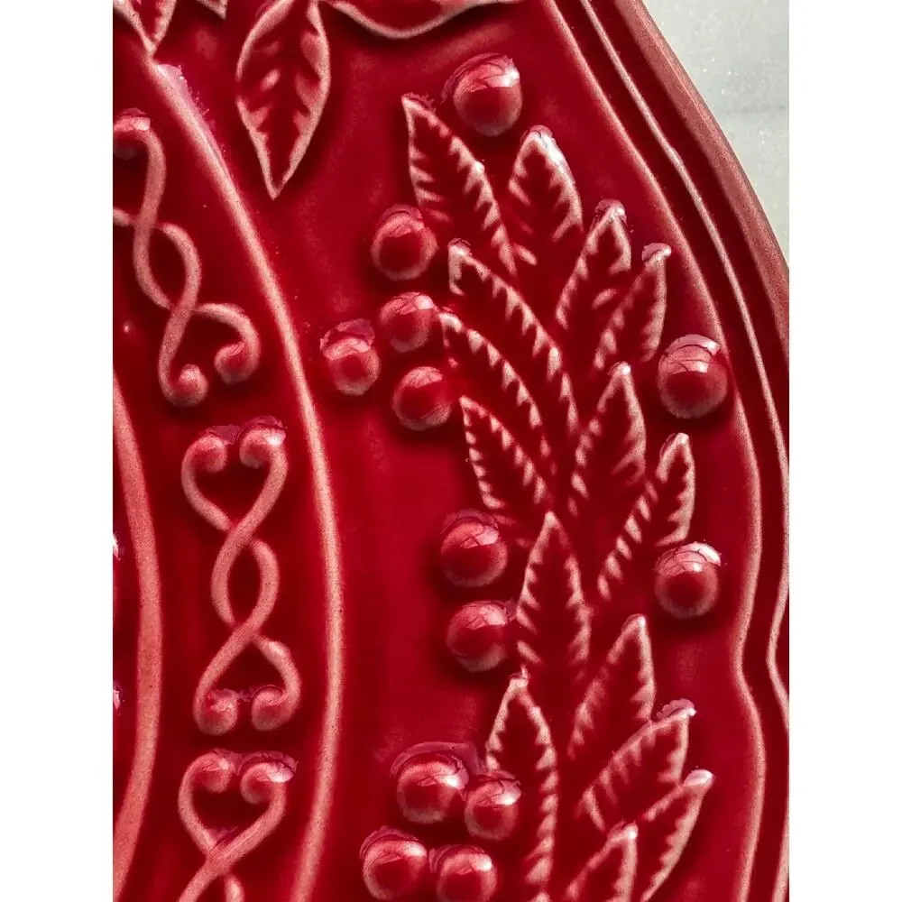 Bordallo Pinheiro Portugal Red Poinsettia Holly Charger Plate 12